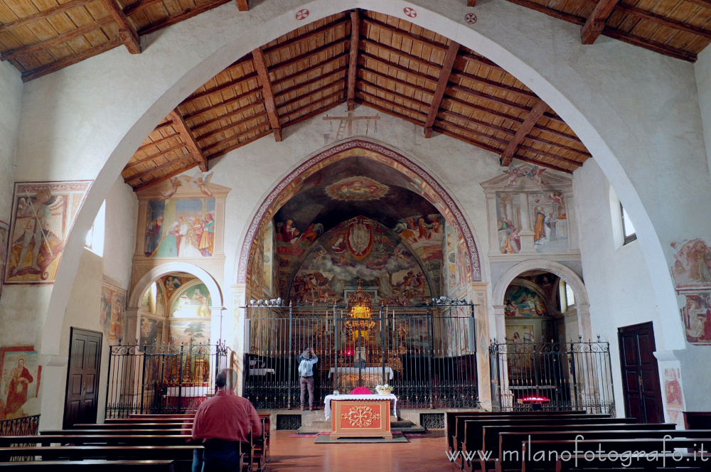Bergamo - Interno della Chiesa di San Michele al Pozzo